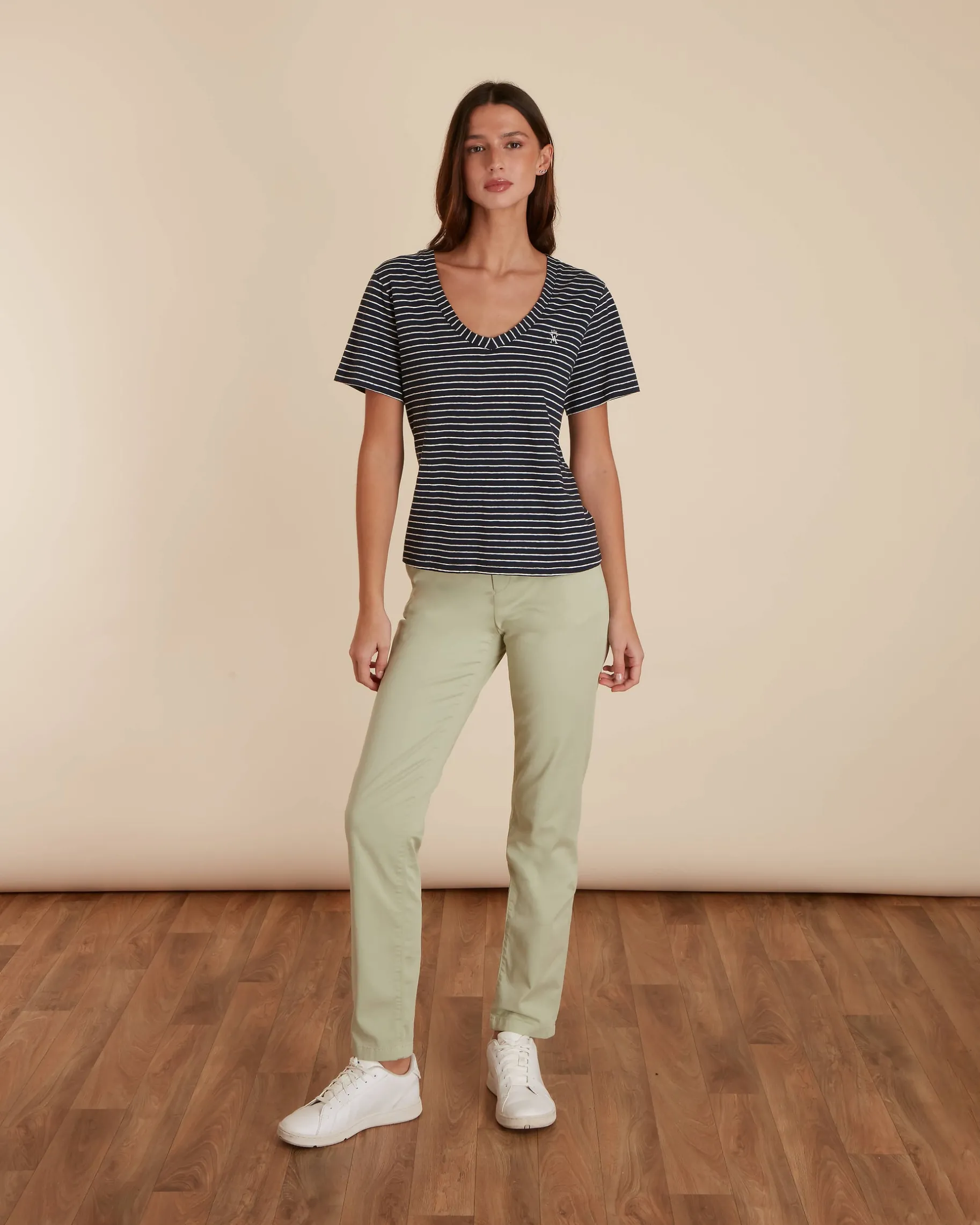 Femme Vicomte A Polos & T-Shirts^T-shirt Col V